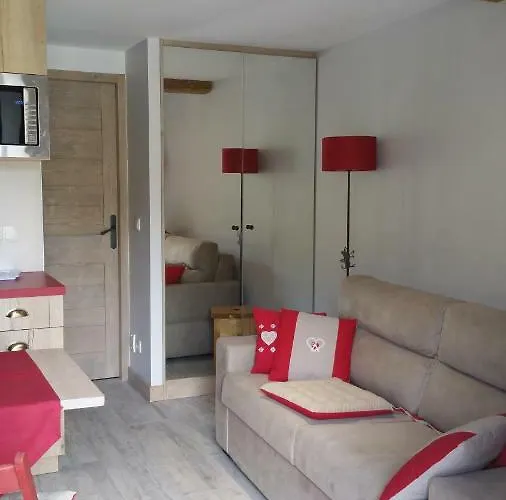Zenarcs Apartment *