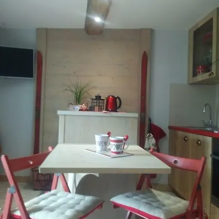 Zenarcs Apartment